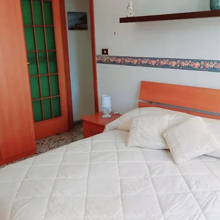 Lg House